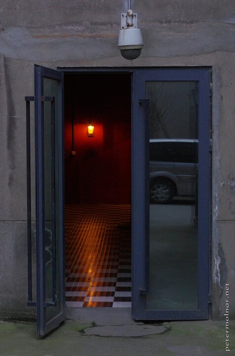 Chendgu has escape rooms games as well - this is the exit ... if you
manage to get out...