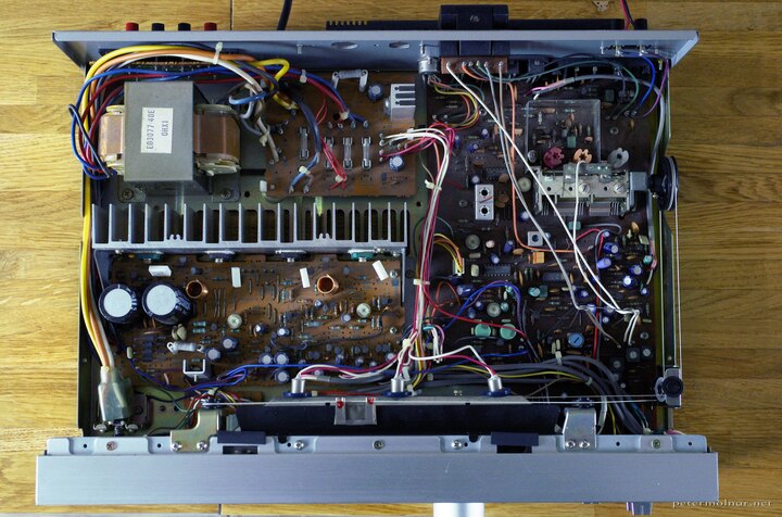 JVC R-S11L Stereo Receiver inside opened up